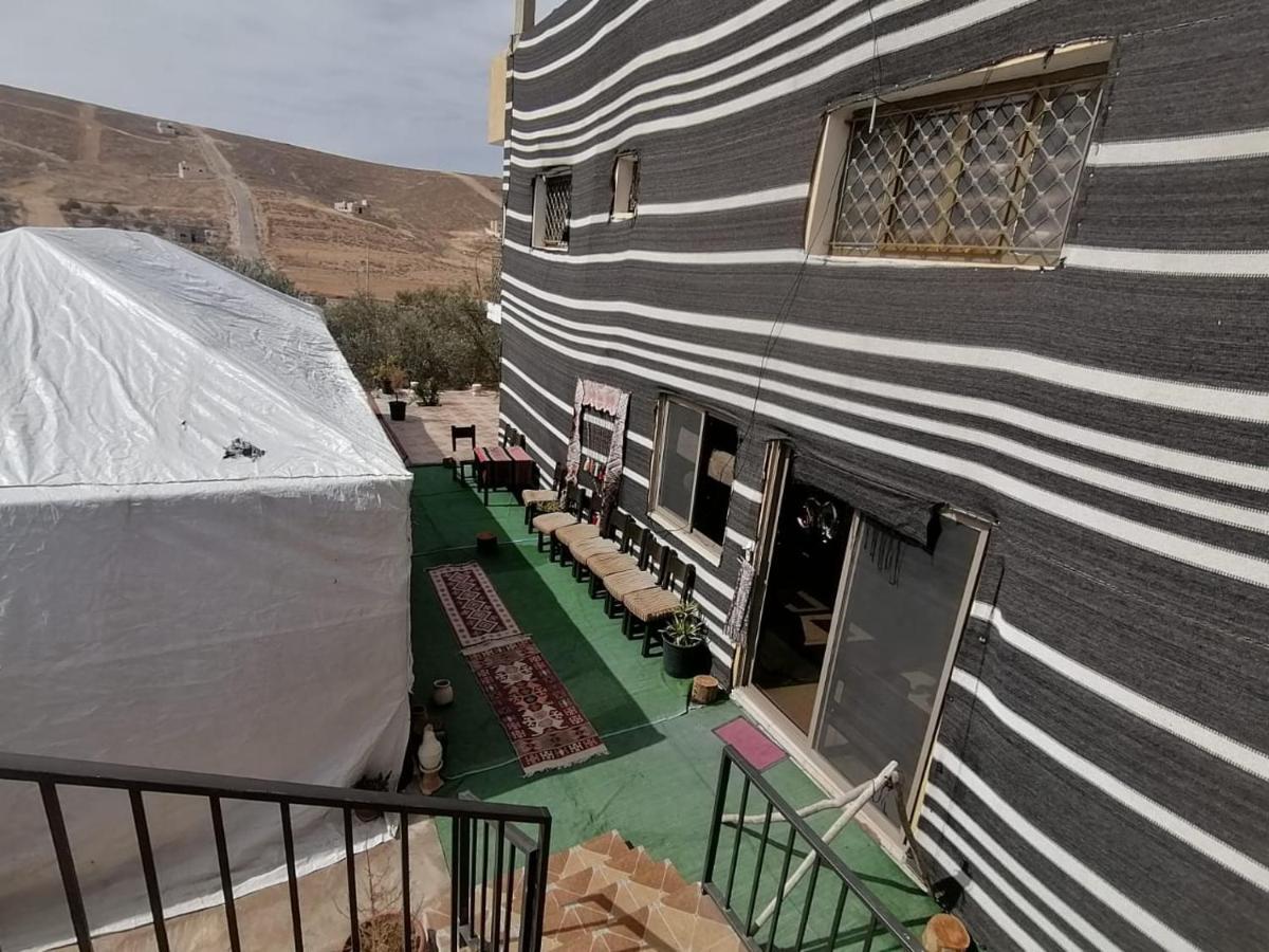 Farmer Stay Hostel Wadi Musa Exterior foto